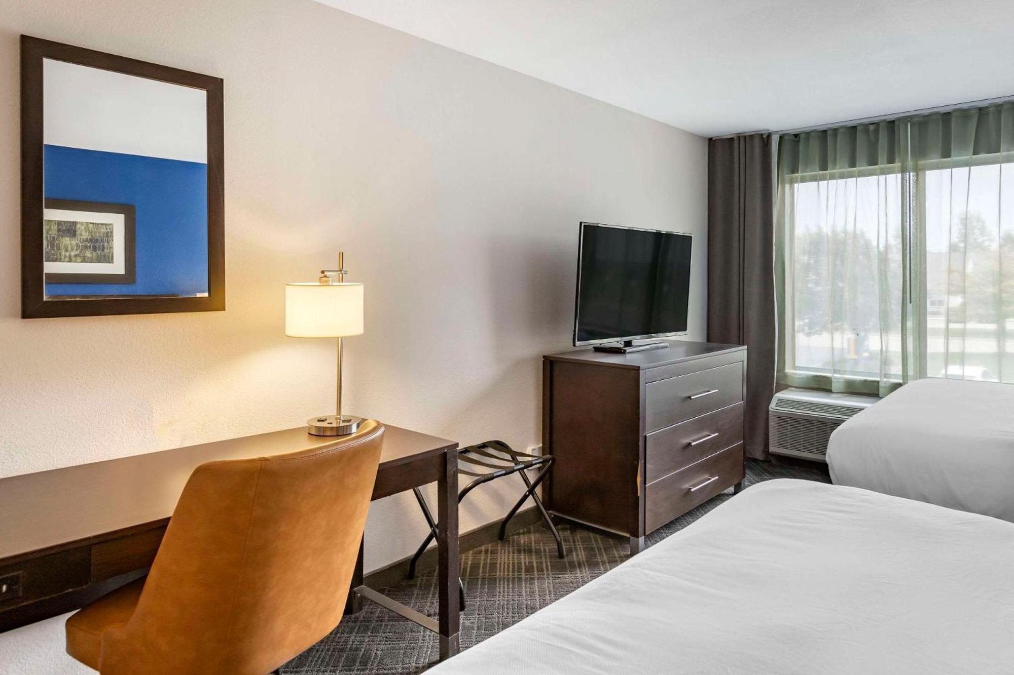 Comfort & Grand Blanc-flint Hotel 3*