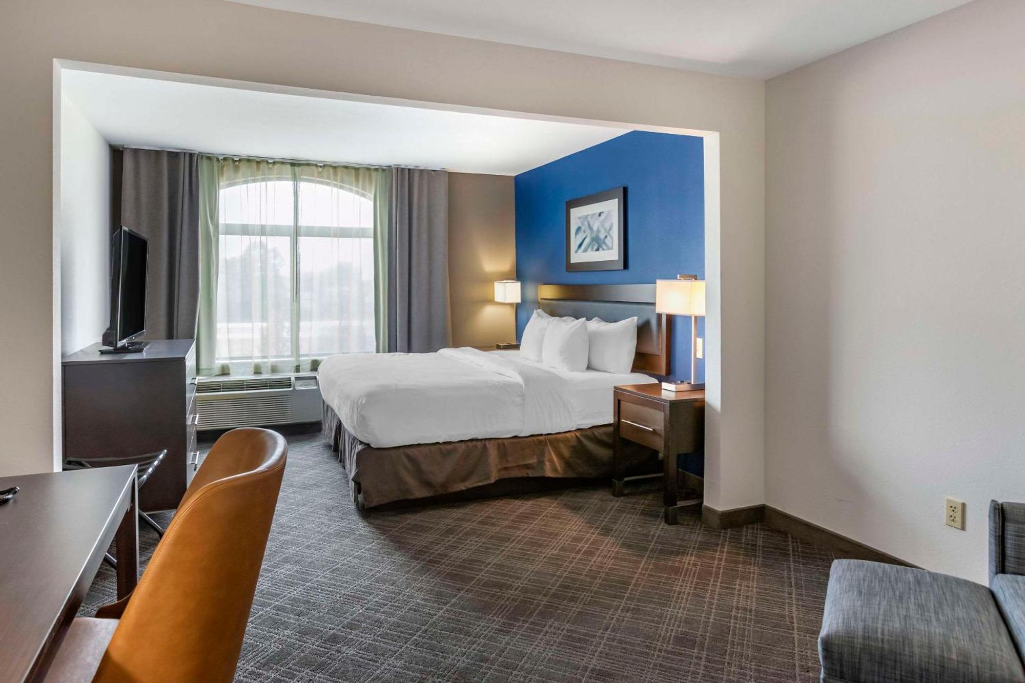 Comfort & Grand Blanc-flint 3* Grand Blanc